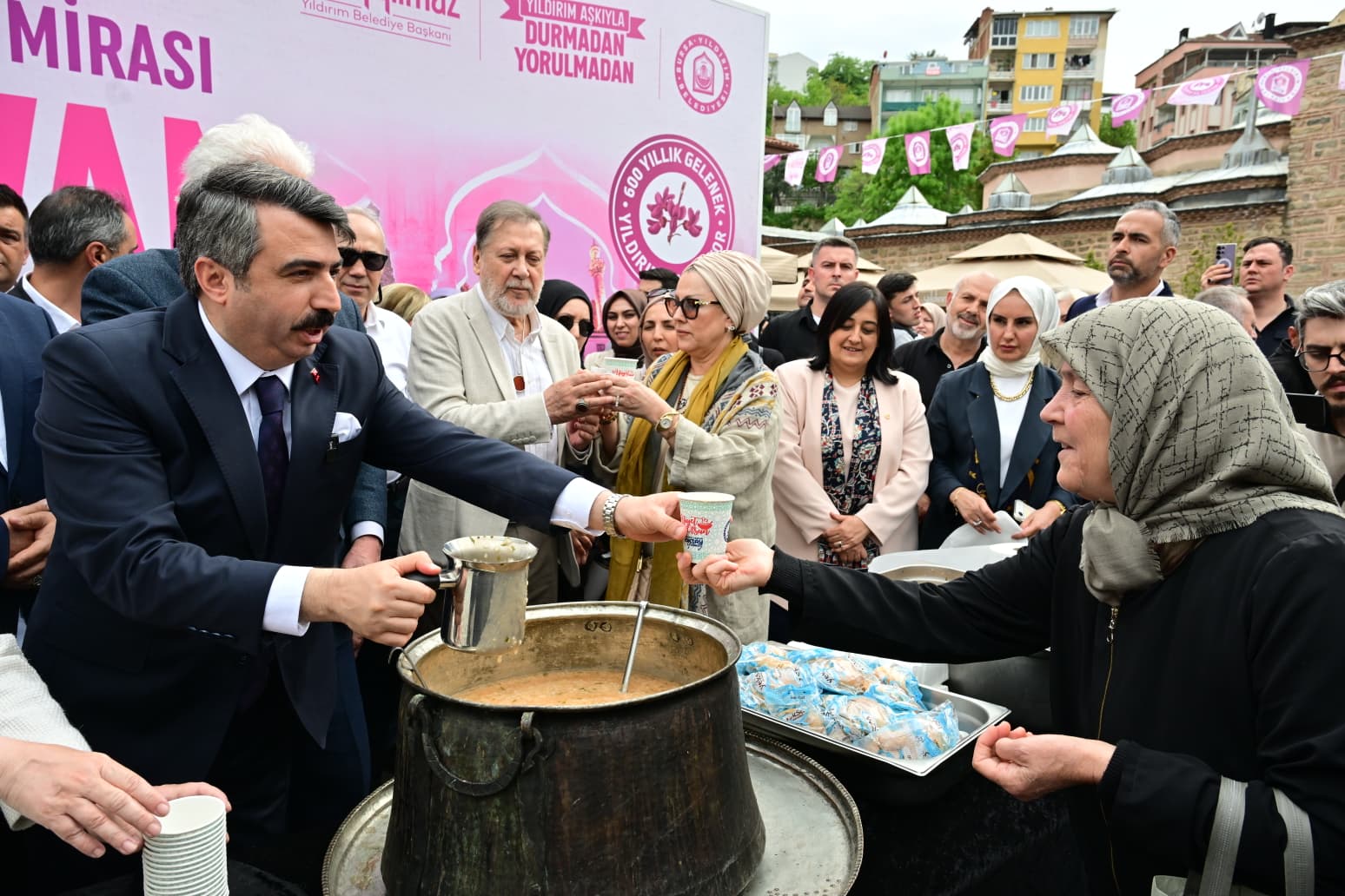 Yıldırım’da Erguvan Bayramı Coşkusu Sona Erdi