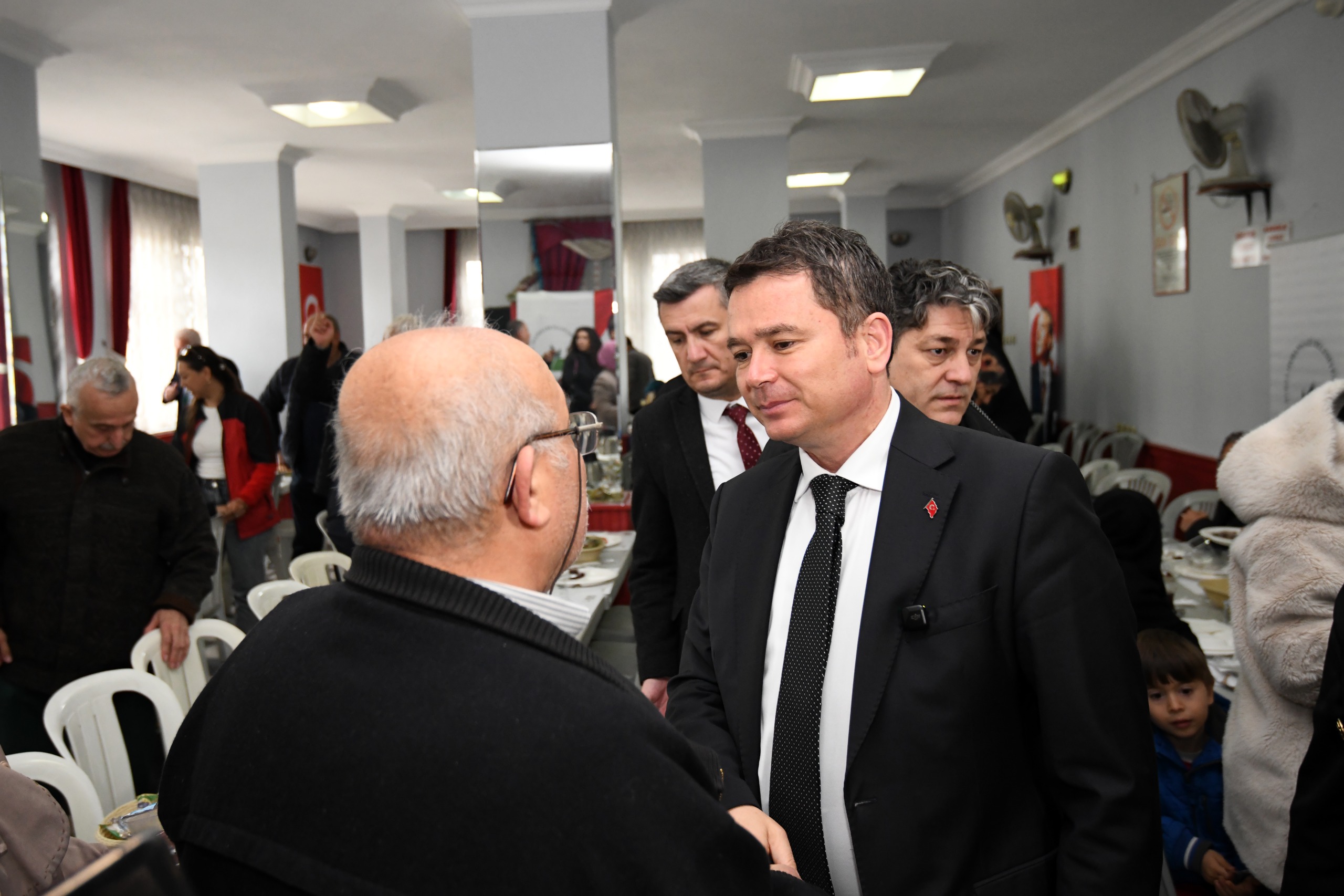 Başkan Aydın Sırameşeler’de Vatandaşın Nabzını Tuttu