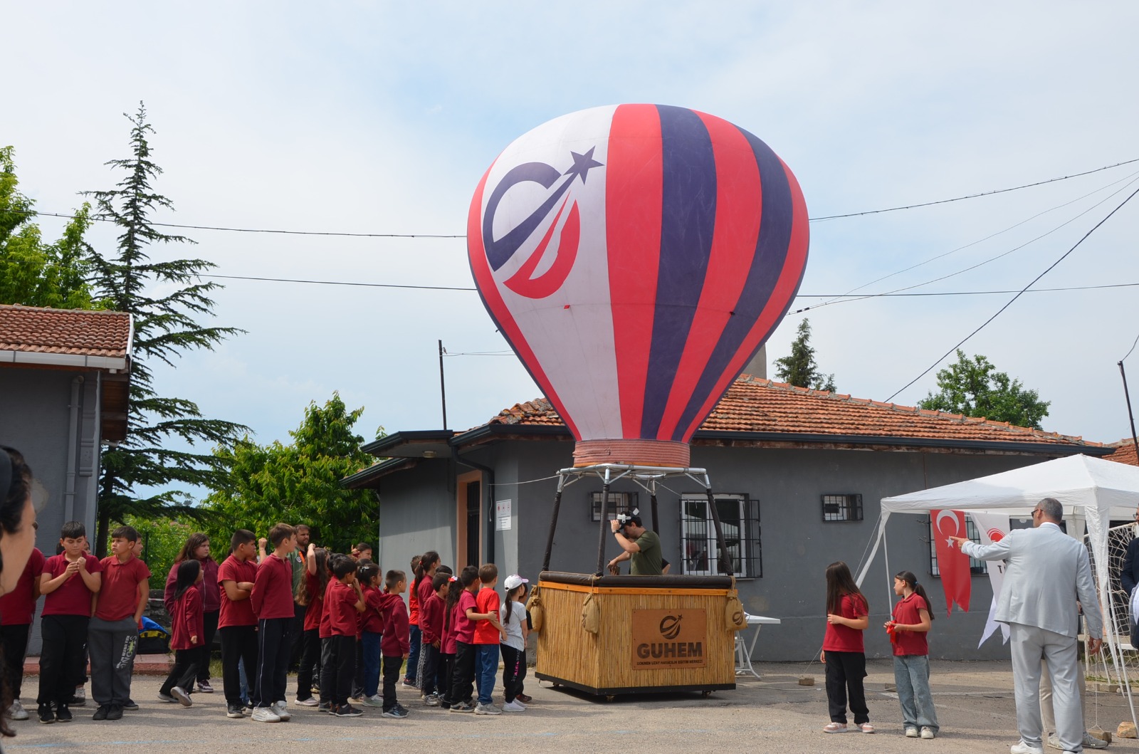 Bursa’da “Bilim Köyümde” Projesiyle Bilim, Köy Çocuklarının Ayağına Gitti