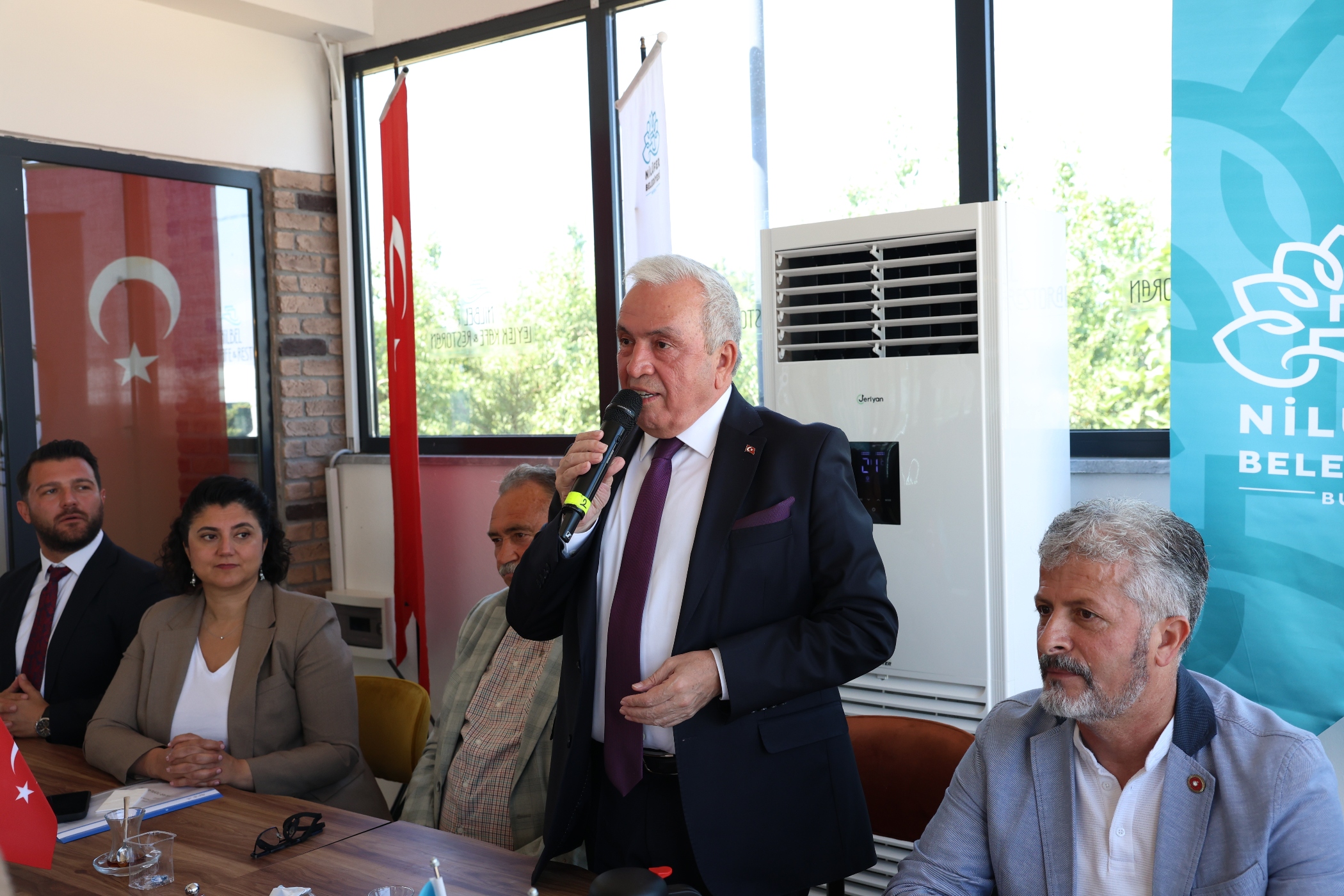 Başkan Şadi Özdemir, muhtarlara turizm projelerini anlattı