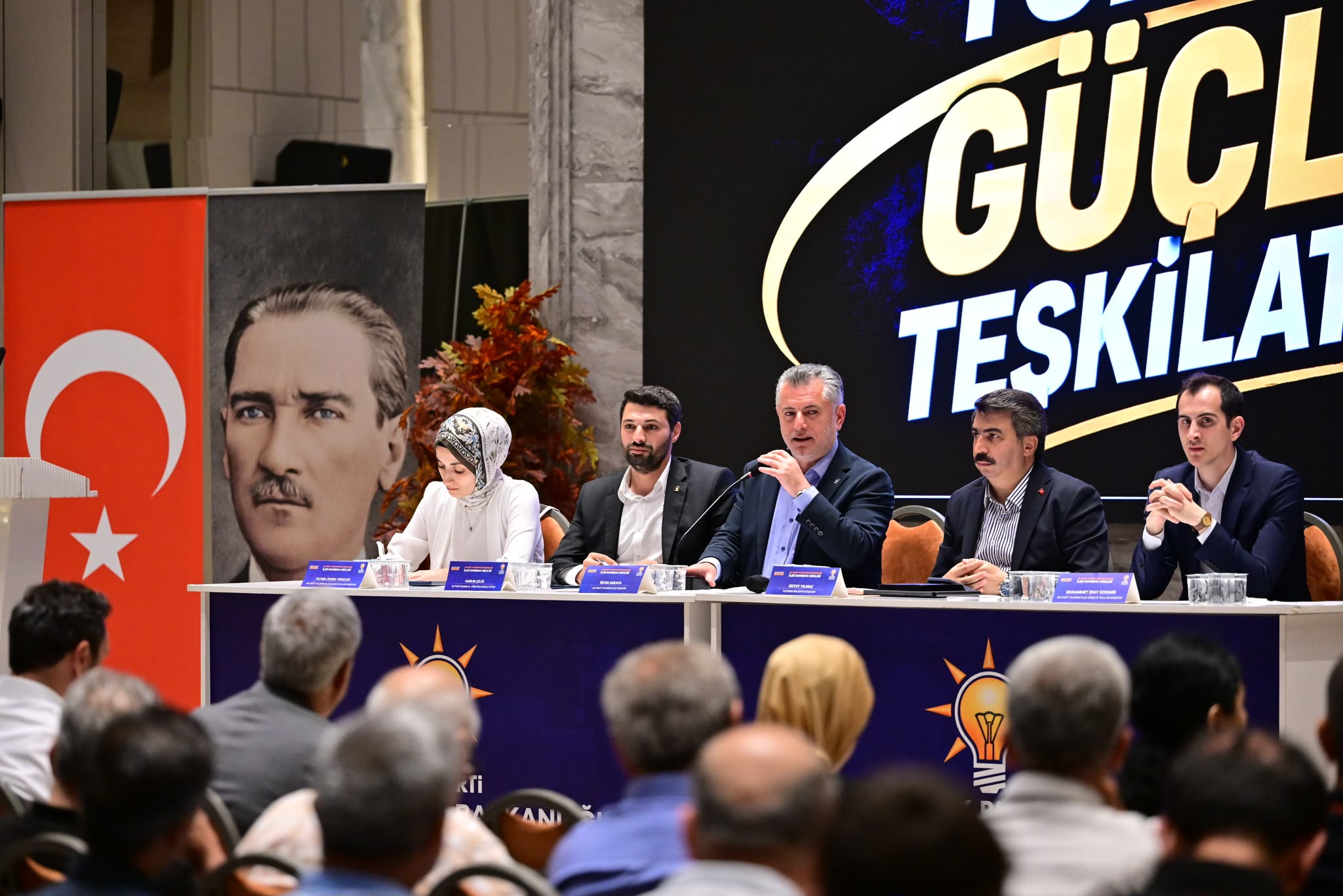 AK Parti Yıldırım’da Kucaklaşıyor