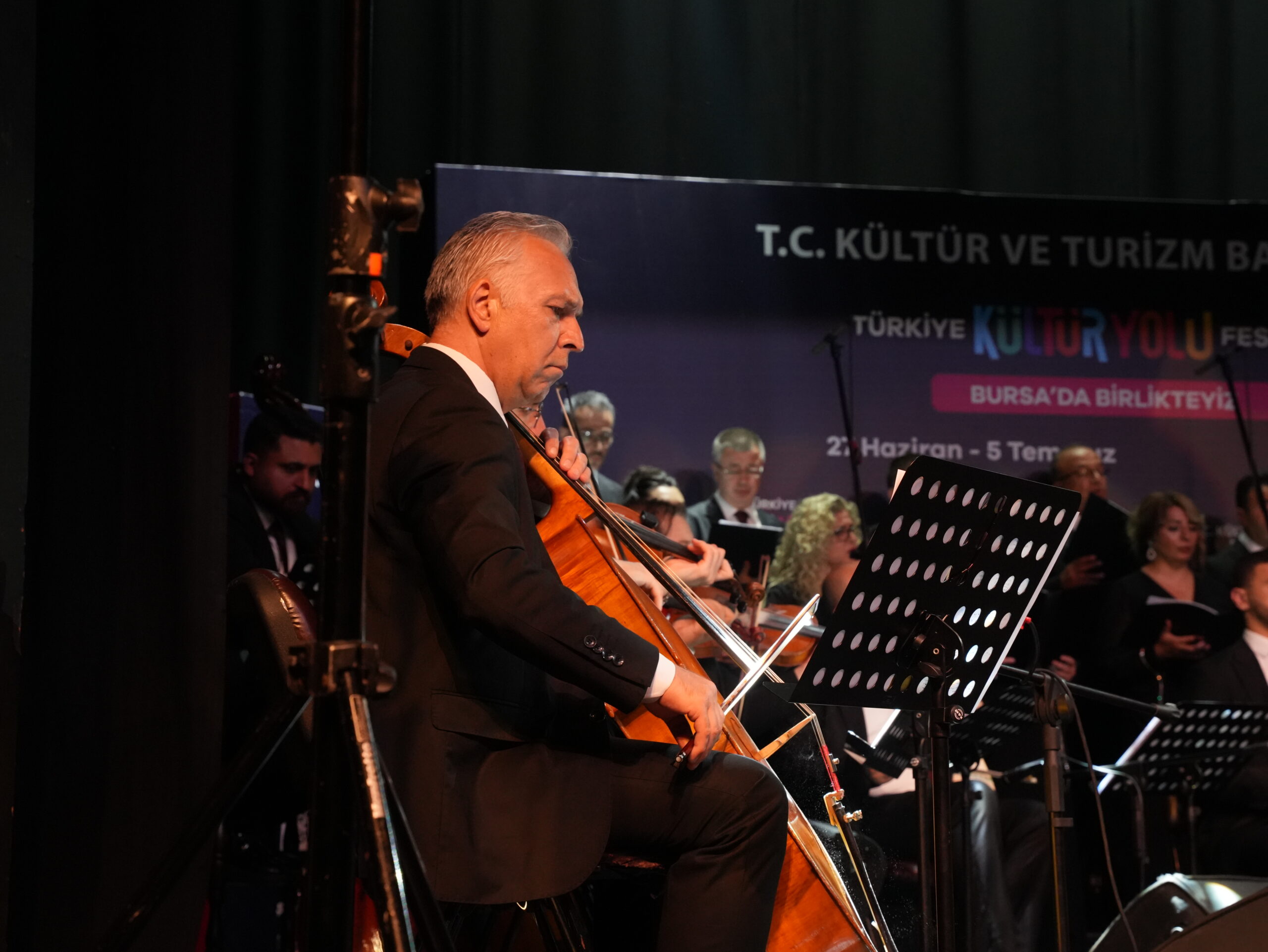 Bursa’nın 700. Fetih Yılına Özel Bestelenen Eserler İlk Kez Festivalde Seslendirildi