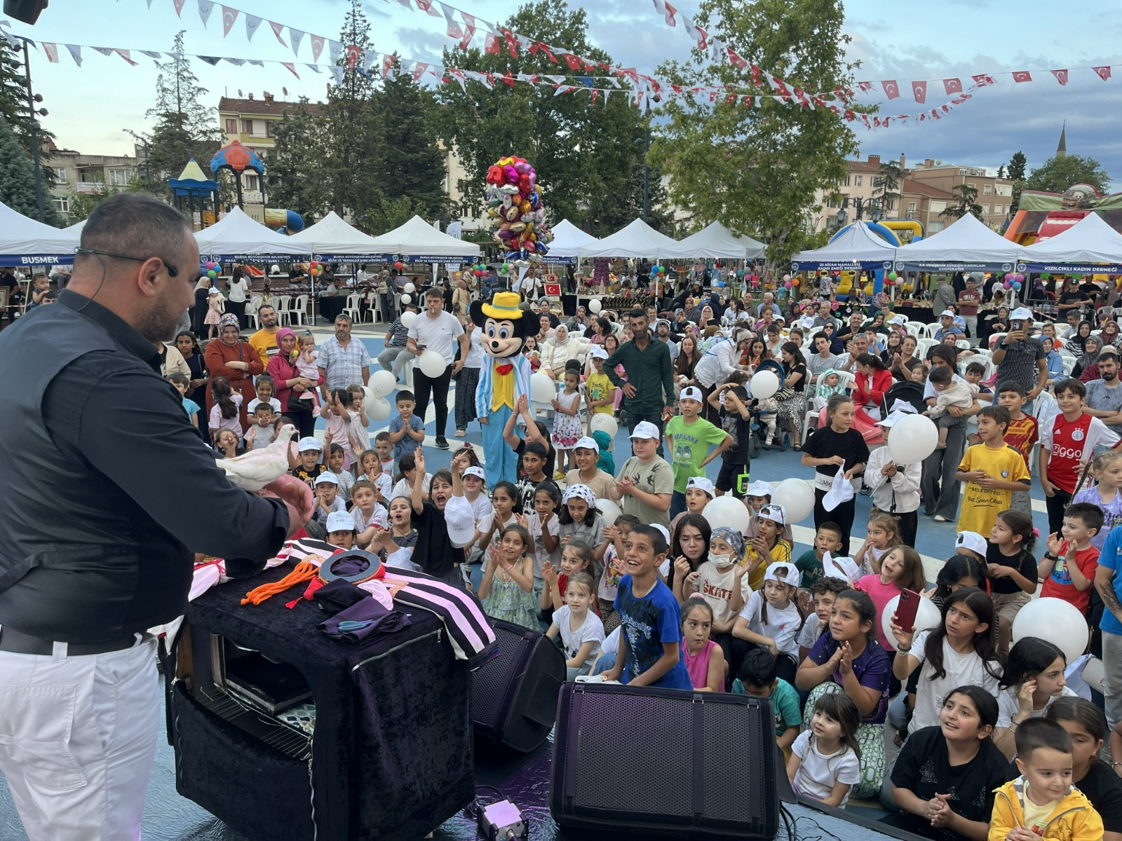 İlçe şenliklerinin altıncı durağı Yenişehir oldu