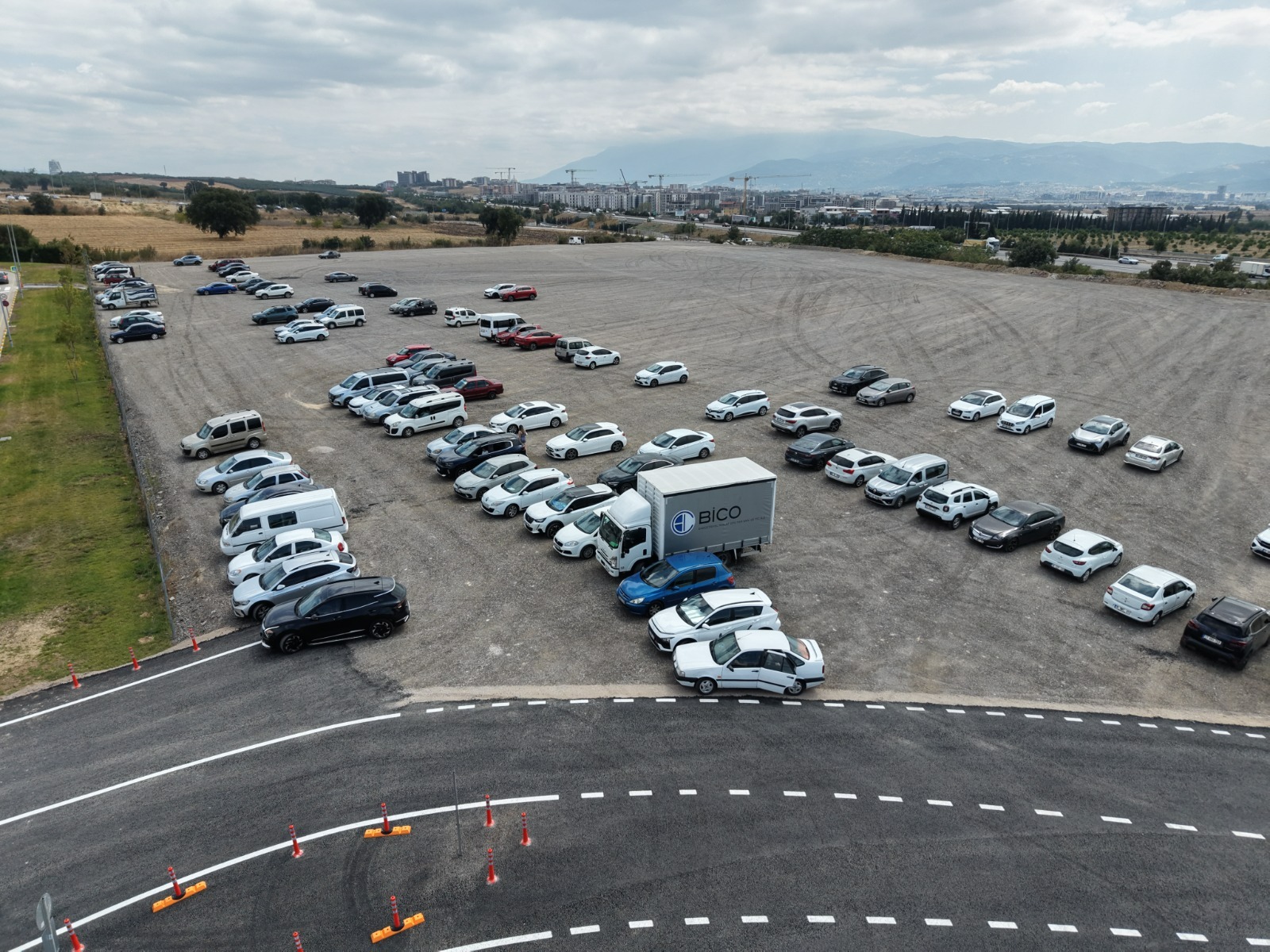 Şehir Hastanesi otoparkı hizmete açıldı