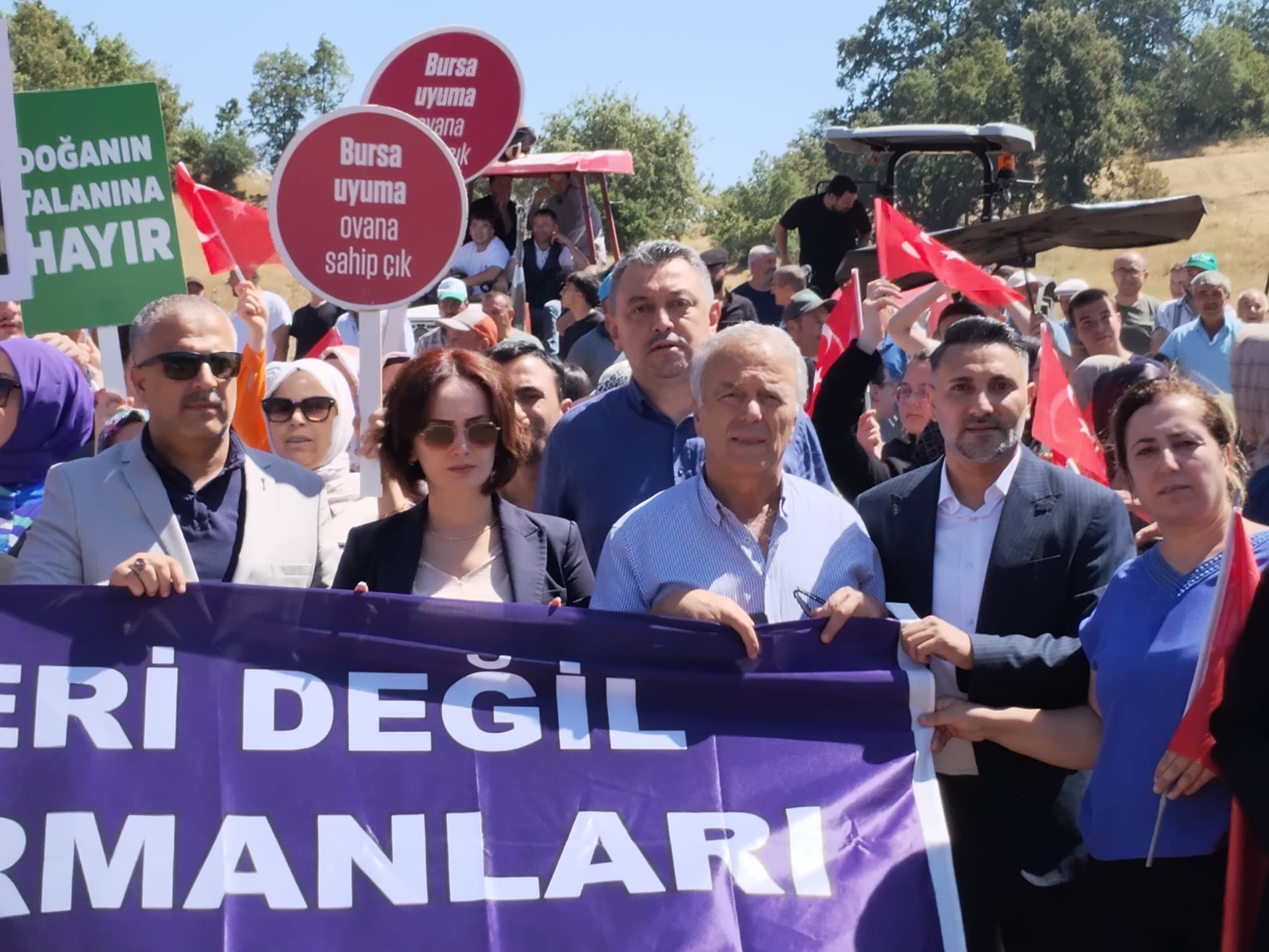 Anahtar Parti’den Bursa Ovası’nda maden eyleminde köylülere destek!