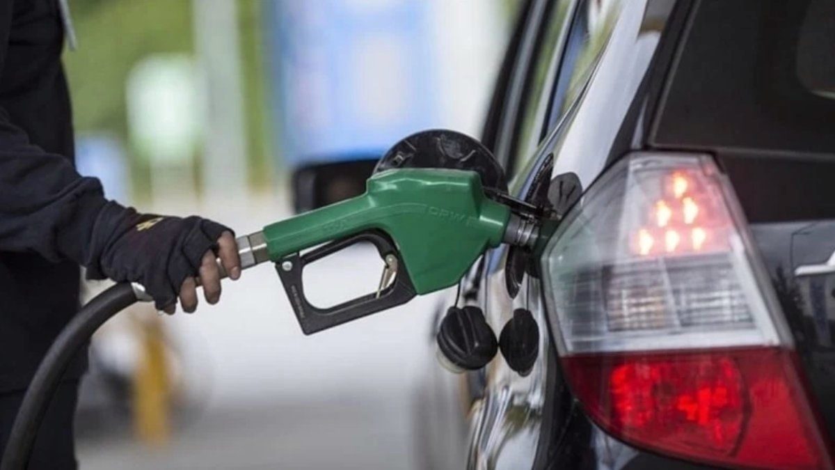 Petrol Fiyatlarında Sert Dalgalanma ve Akaryakıt Beklentileri