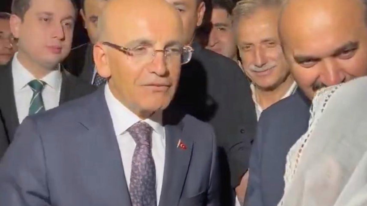 Şimşek’e Gercüş’te İşsizlik Derdini Anlatan Kadın