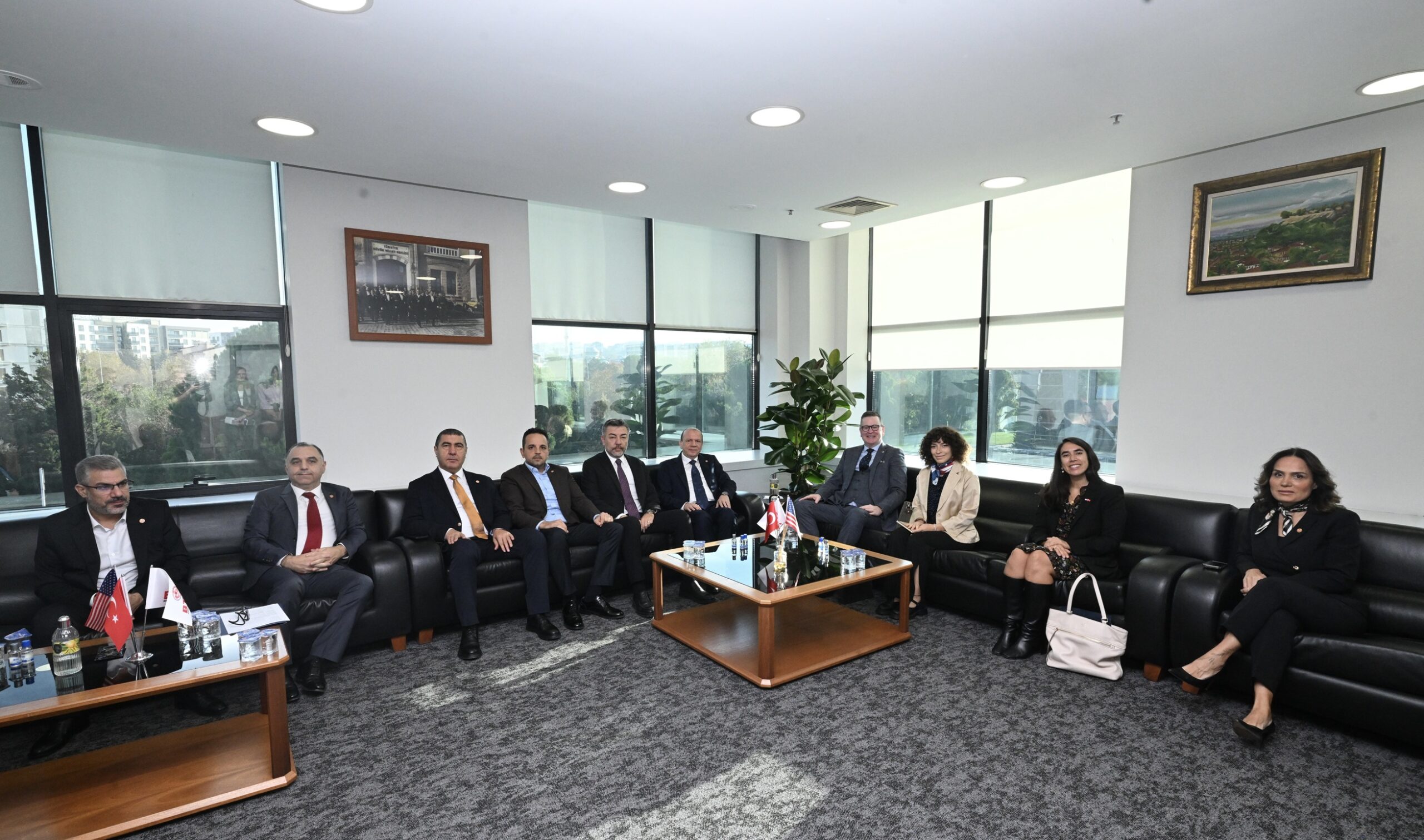 ABD İstanbul Başkonsolosu Michael Lally BTSO’yu Ziyaret Etti