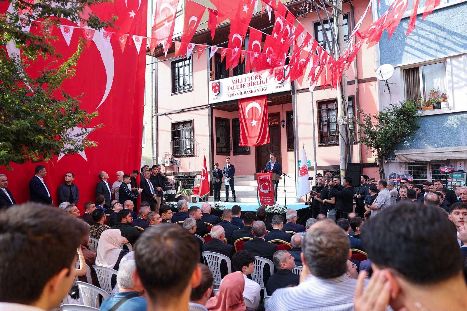 Başkan Vekili Biba: “Gayemiz, Bursa’nın güçlü mirasını gençlerimizin enerjisiyle buluşturmak”