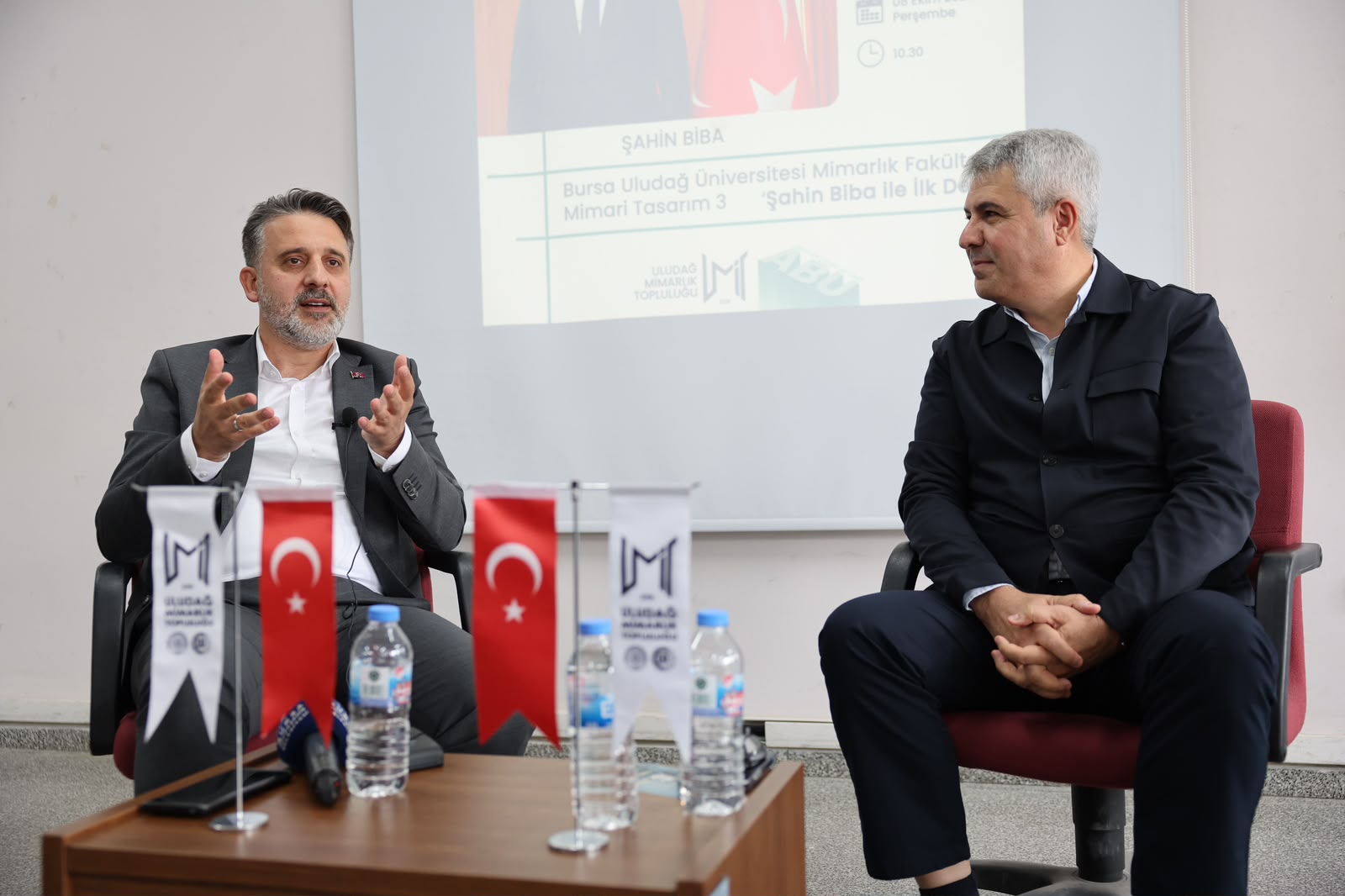 Başkan Vekili Biba’dan gençlere: “Önünüz aydınlık”
