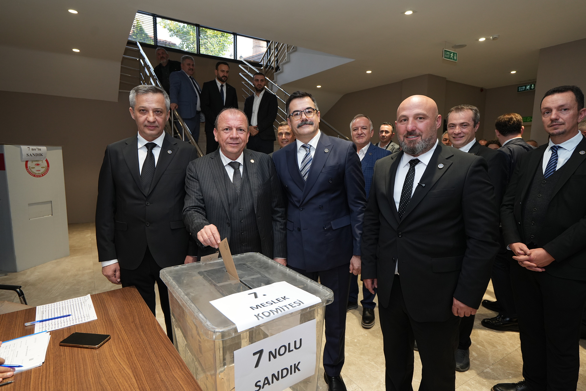 BURSA TİCARET BORSASI’NDA MESLEK KOMİTESİ VE MECLİS ÜYESİ SEÇİMLERİ YAPILDI
