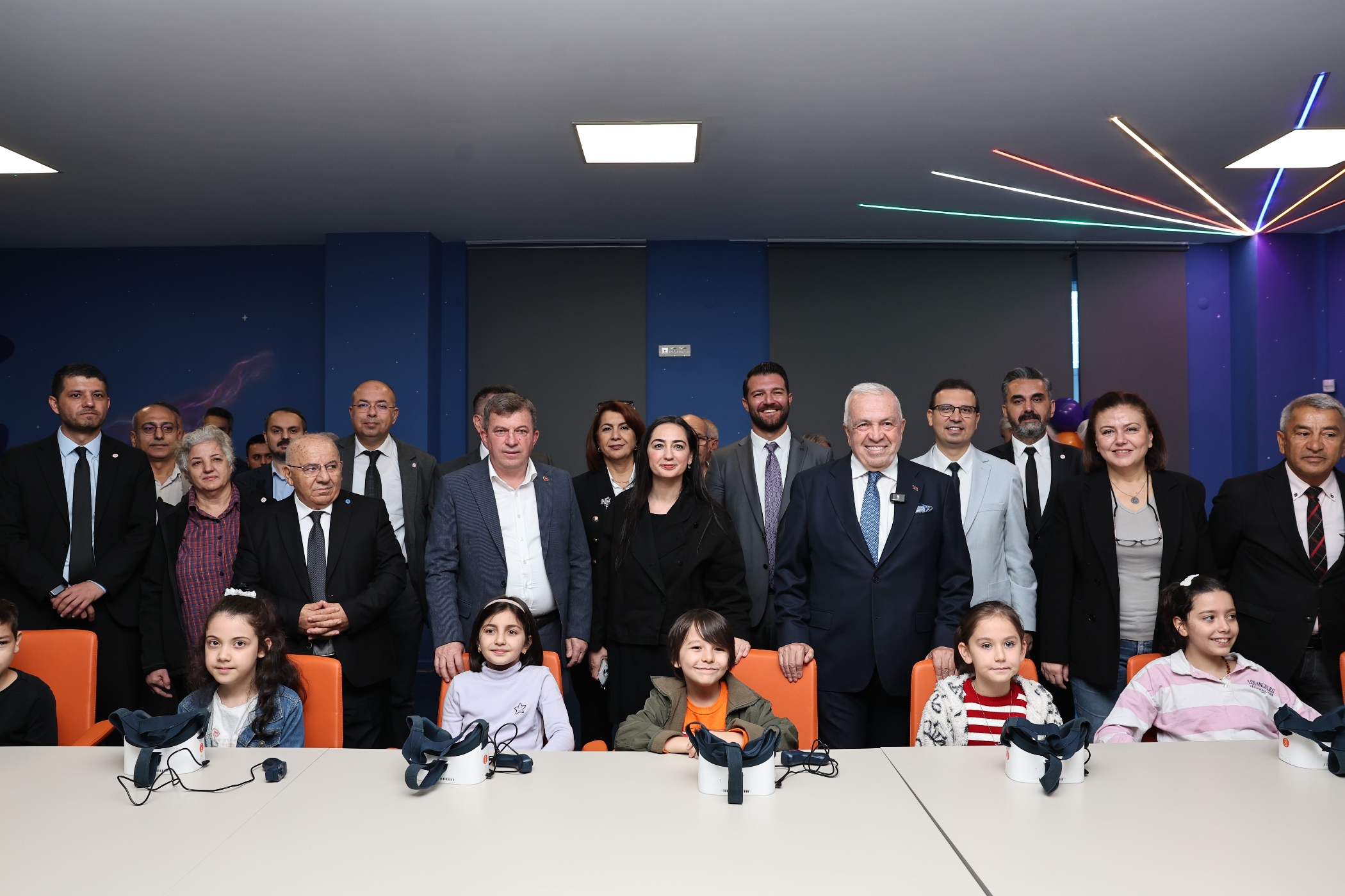 Nilüfer Belediyesi Dijital Deneyim Merkezi Açıldı