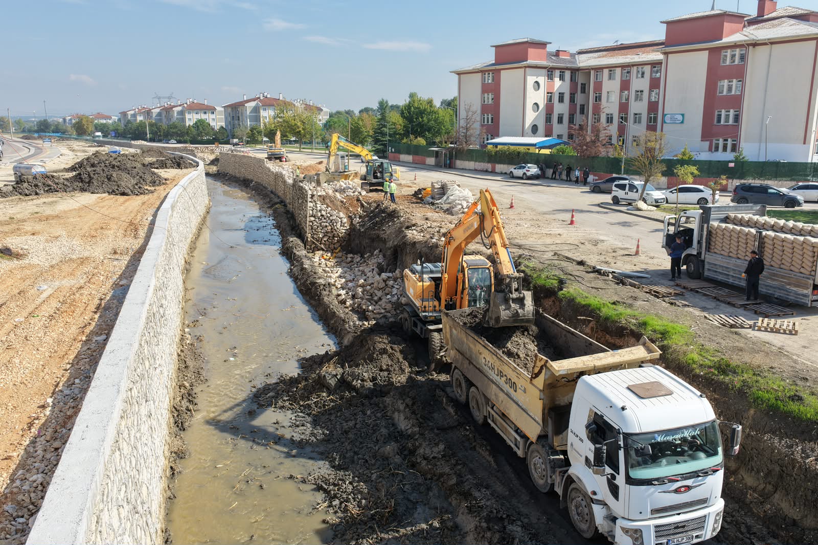 Büyükşehir’den Nilüfer’de kapsamlı dere ıslahı