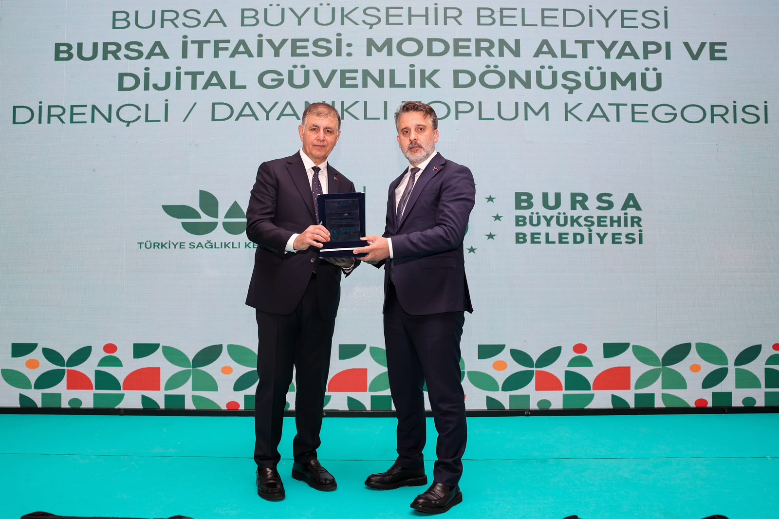 Bursa Büyükşehir’in itfaiye yatırımlarına ulusal ödül