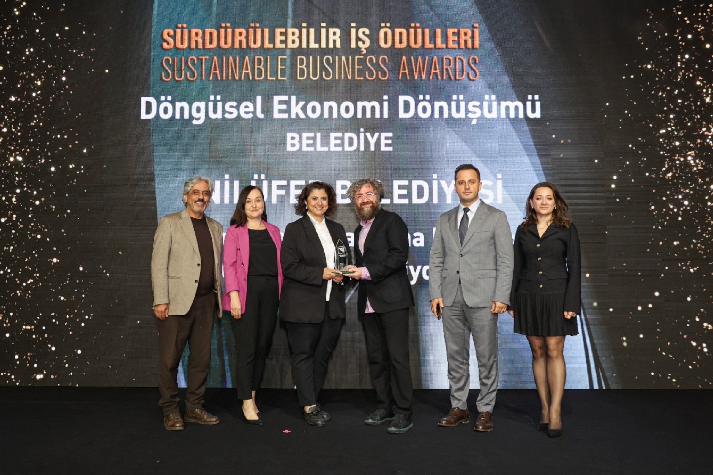 Nilüfer Belediyesi’nin çevre ve dayanışma projelerine çifte ödül