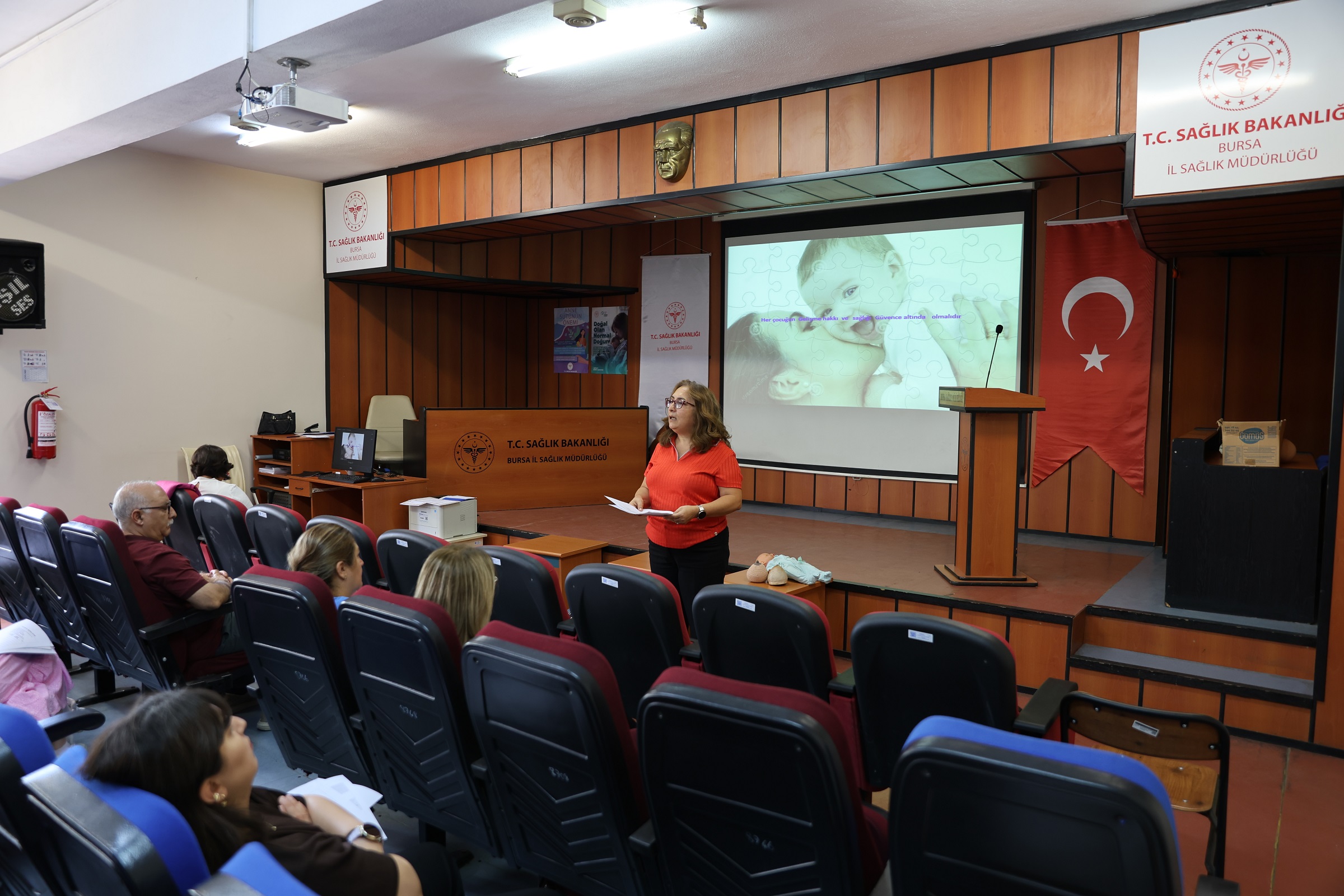 AİLE HEKİMLERİ VE SAĞLIK ÇALIŞANLARINA KORUYUCU SAĞLIK EĞİTİMİ!